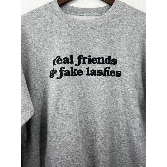 Lash Love Grey Sweatshirt Real Friends Fake Lashes Women's Size Large - Picture 1 of 4